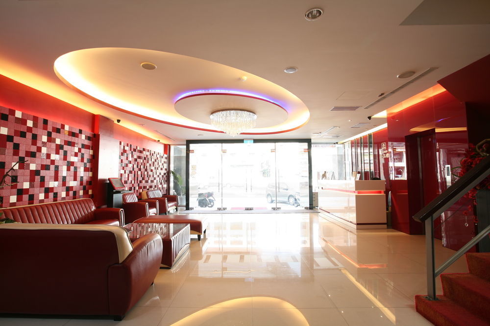 Military 75 Hotel Taichung Exterior foto